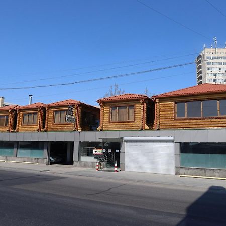 Tnak Hotel 耶烈万 外观 照片